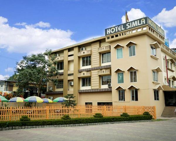 Hotel Simla Силигури Екстериор снимка